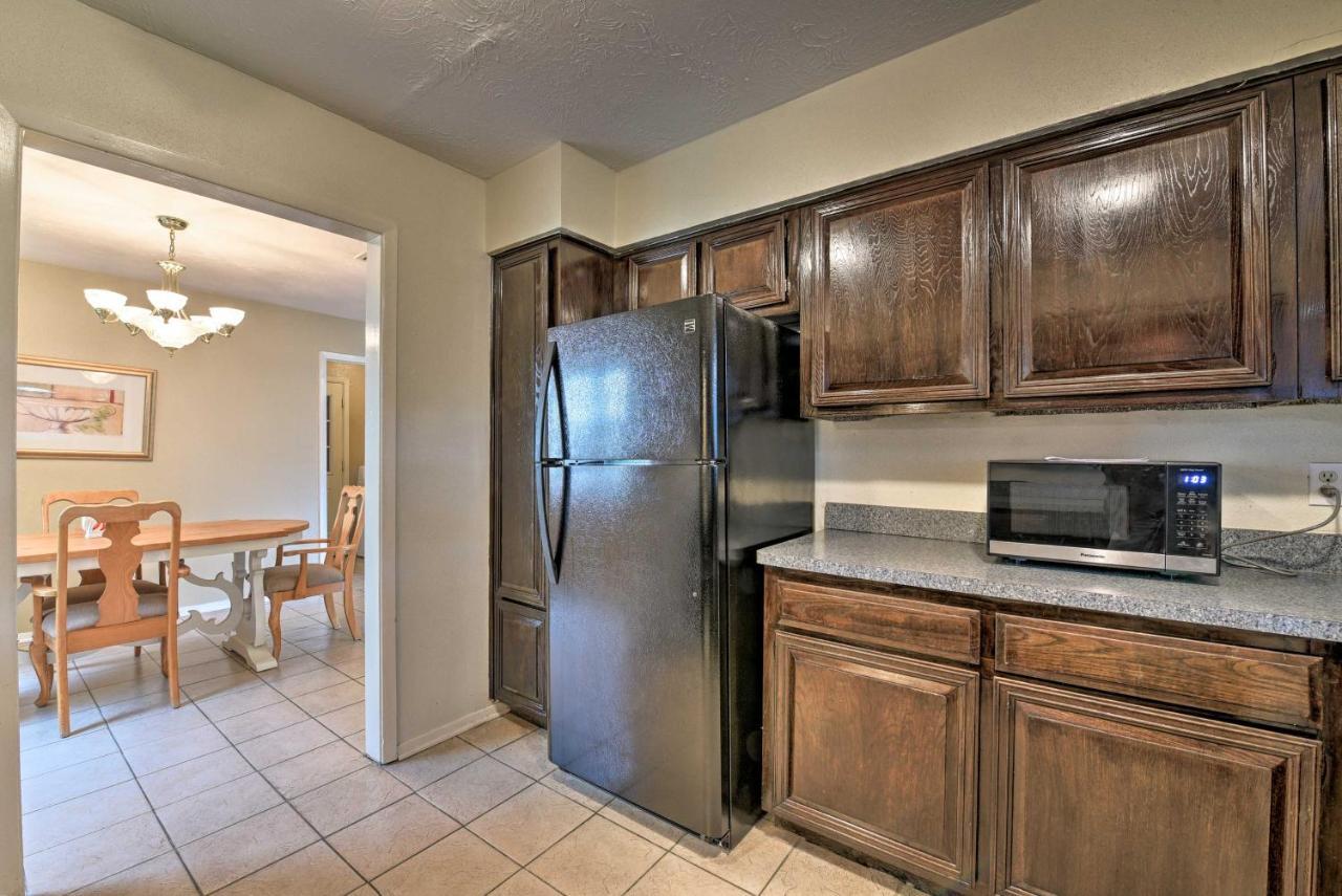 Pet-Friendly Missouri City Home With Fenced-In Yard! Exterior foto